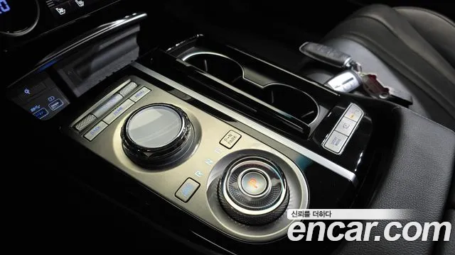 Genesis G80 RG3 — Фото автомобиля 12
