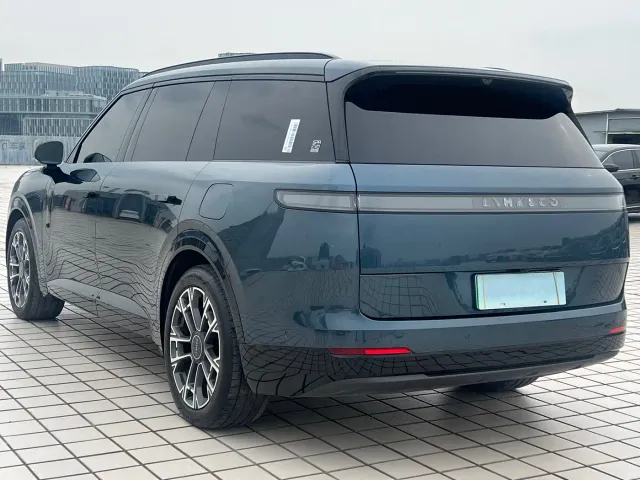 Lynk & Co 900 — Фото автомобиля 4