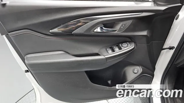 Chevrolet Trailblazer — Фото автомобиля 13