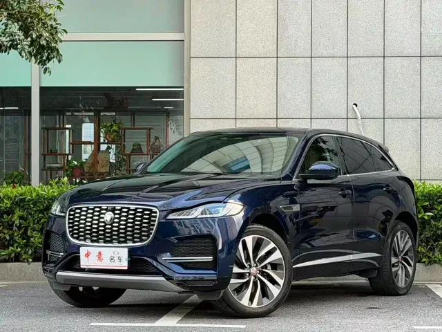 Фотография автомобиля — Jaguar F-Pace