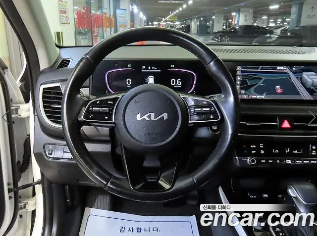 Kia Seltos — Фото автомобиля 8