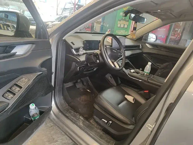 Haval H6 — Фото автомобиля 15
