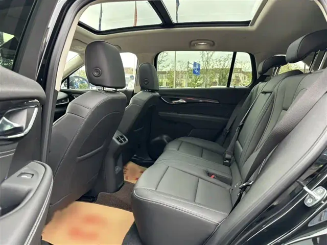Buick Envision Plus — Фото автомобиля 16