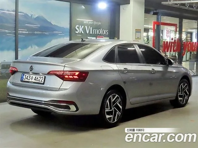 Volkswagen Jetta — Фото автомобиля 4