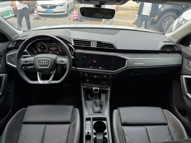 Audi Q3 Sportback — Фото автомобиля 7