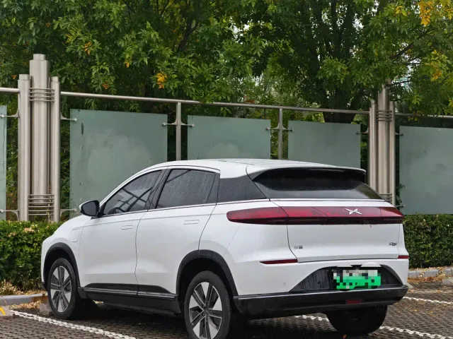 Xpeng G3 — Фото автомобиля 6