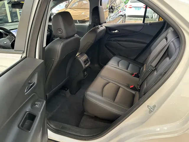 Chevrolet Equinox — Фото автомобиля 8