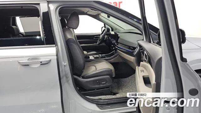 Kia Carnival 4th Gen — Фото автомобиля 16