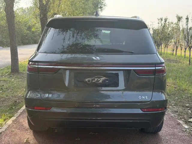 Li Auto ONE — Фото автомобиля 20