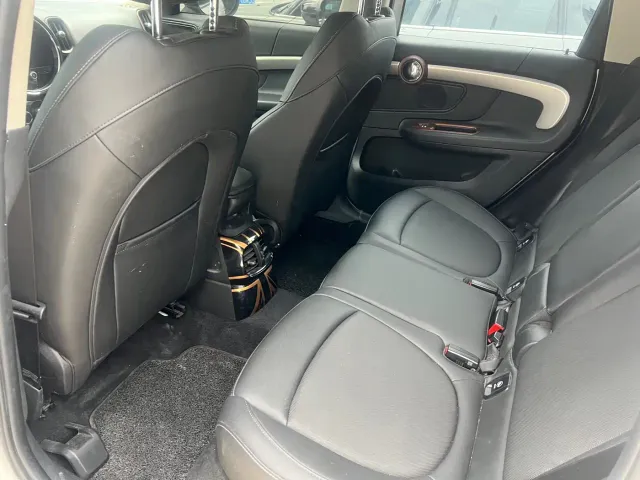 MINI Hatch — Фото автомобиля 10