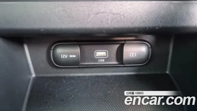 Kia Seltos — Фото автомобиля 19