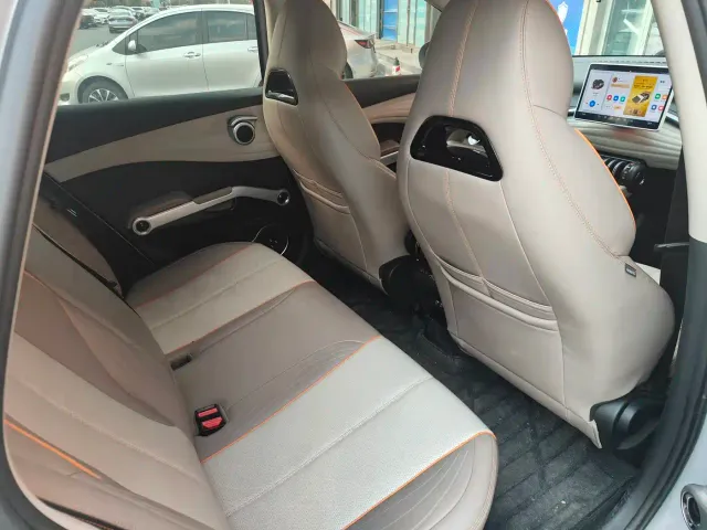 BYD Yuan PLUS — Фото автомобиля 5