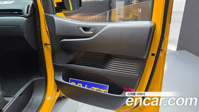 Hyundai Staria — Фото автомобиля 13