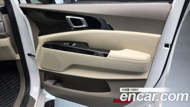 Kia Carnival 4th Gen — Фото автомобиля 13