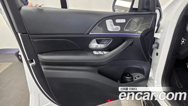 Mercedes-Benz GLE-Class — Фото автомобиля 24