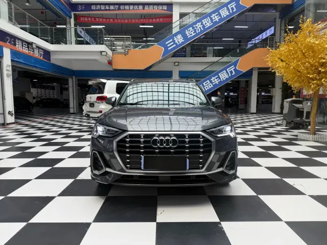 Audi Q3 — Фото автомобиля 2