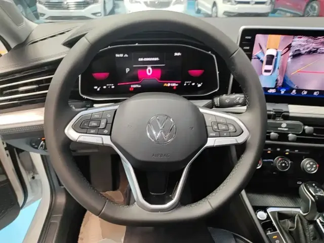 Volkswagen Sagitar — Фото автомобиля 6