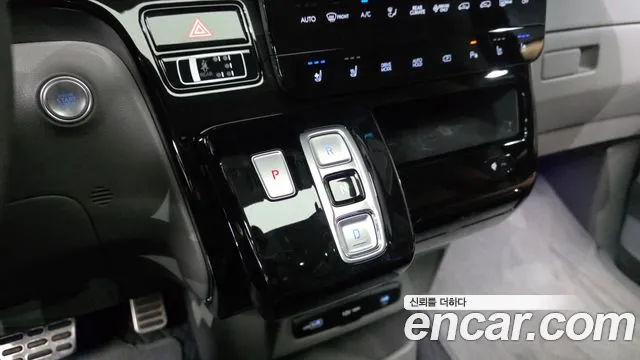 Hyundai Staria — Фото автомобиля 12
