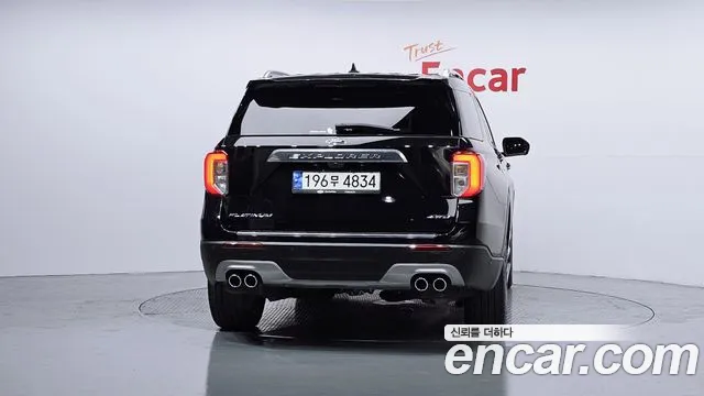 Ford Explorer Generation 6 — Фото автомобиля 4