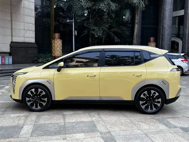 GAC Aion Y — Фото автомобиля 7