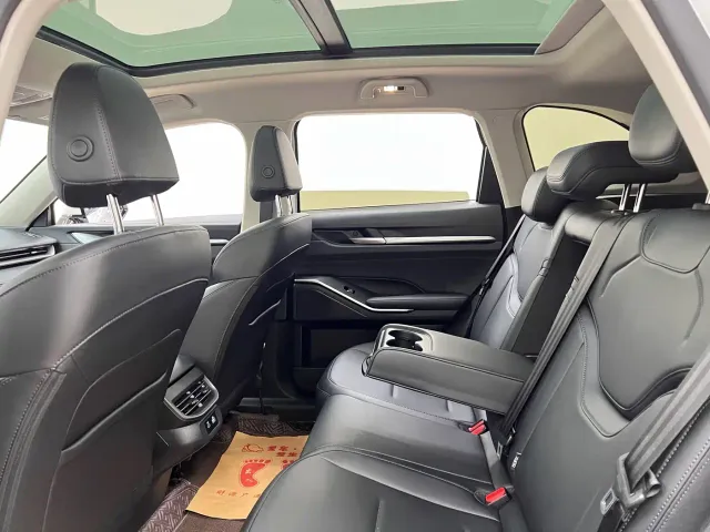 Haval H6 — Фото автомобиля 15