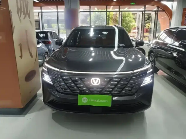 Changan CS75 Plus — Фото автомобиля 2