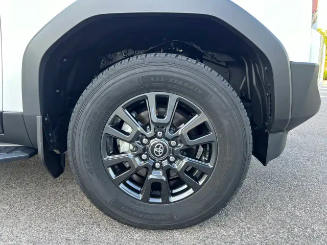 Toyota Prado — Фото автомобиля 25