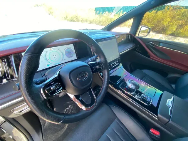 GAC Trumpchi M8 — Фото автомобиля 14