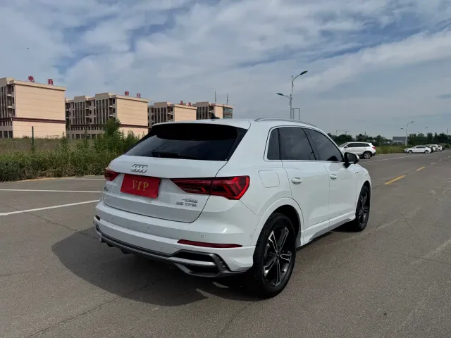 Audi Q3 — Фото автомобиля 20
