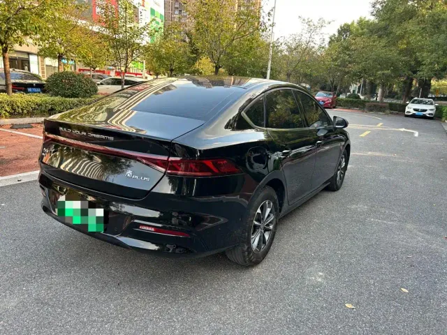 BYD Qin PLUS — Фото автомобиля 4