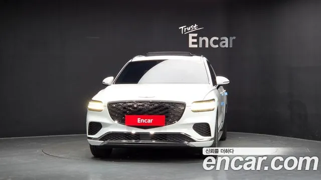 Genesis GV70 — Фото автомобиля 3