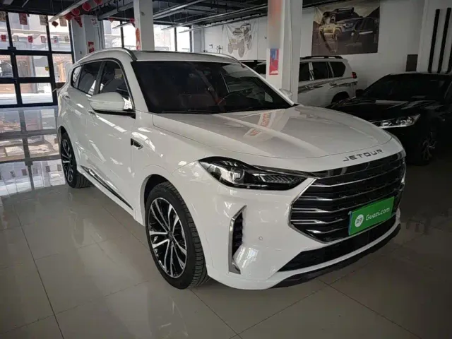 Jetour X70 Plus — Фото автомобиля 3