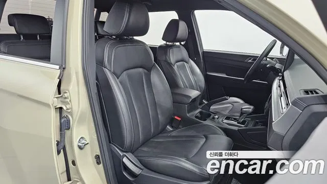 KG_Mobility_Ssangyong Rexton Новый Rexton Sport Khan Дизель 2.2 4WD — Фото автомобиля 24