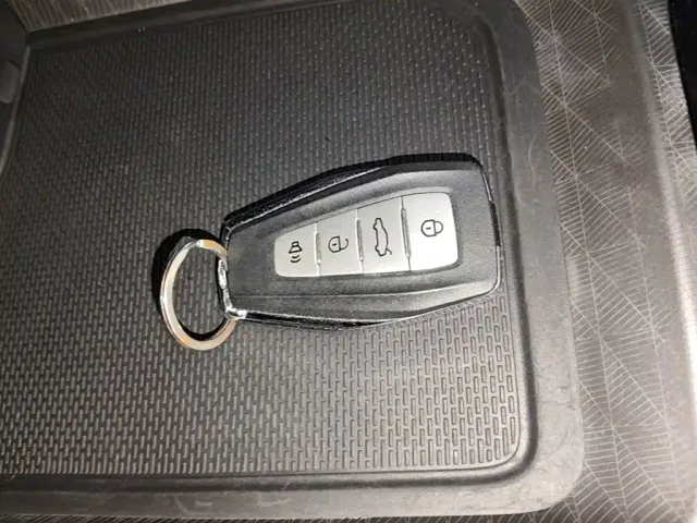 Geely Emgrand — Фото автомобиля 8