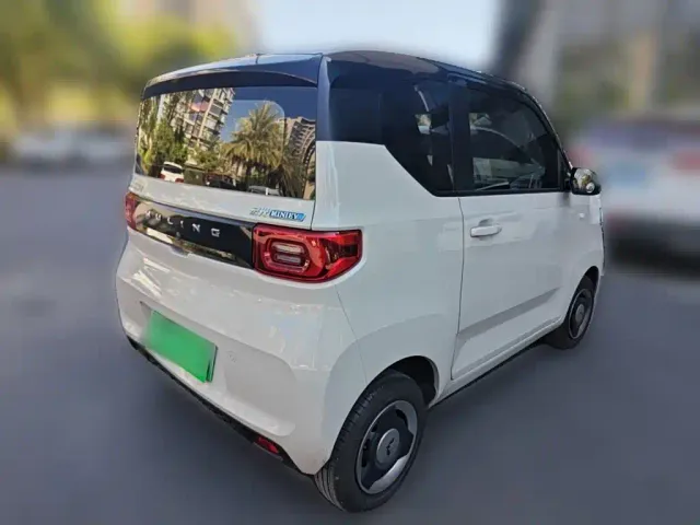 Wuling Hongguang Mini EV — Фото автомобиля 4