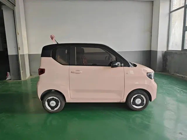 Wuling Hongguang Mini EV — Фото автомобиля 27