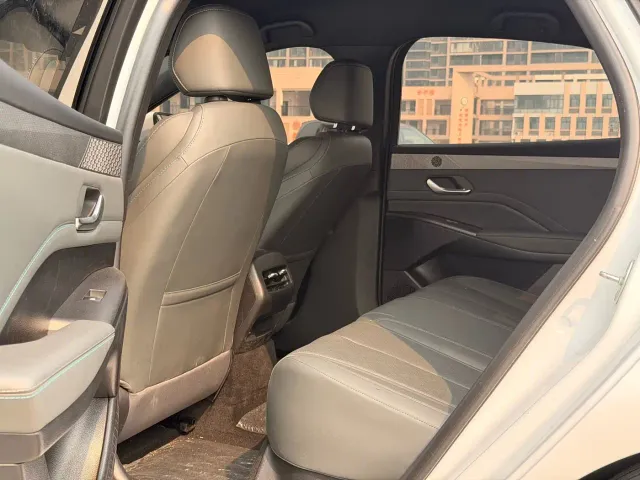 BYD Qin PLUS — Фото автомобиля 8