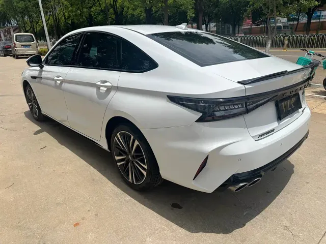 Chery Arrizo 8 — Фото автомобиля 12