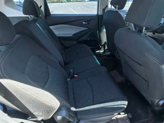 Chevrolet Orlando — Фото автомобиля 9