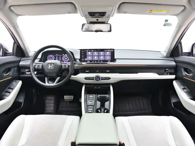 Honda Accord — Фото автомобиля 14
