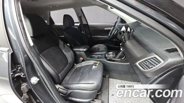 Kia Seltos New — Фото автомобиля 18