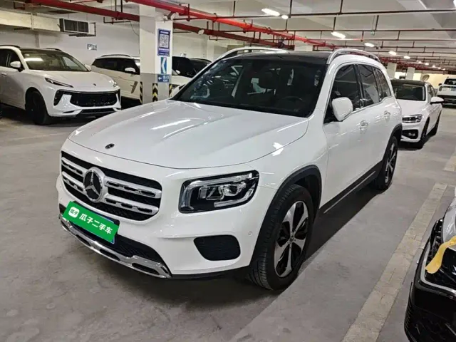 Фотография автомобиля — Mercedes-Benz GLB-Class