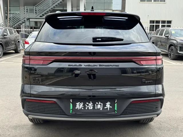 BYD Song Pro — Фото автомобиля 8