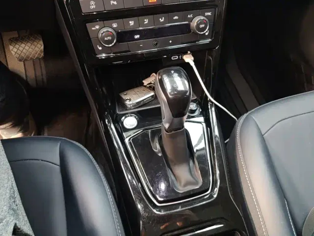 Volkswagen Tharu — Фото автомобиля 13