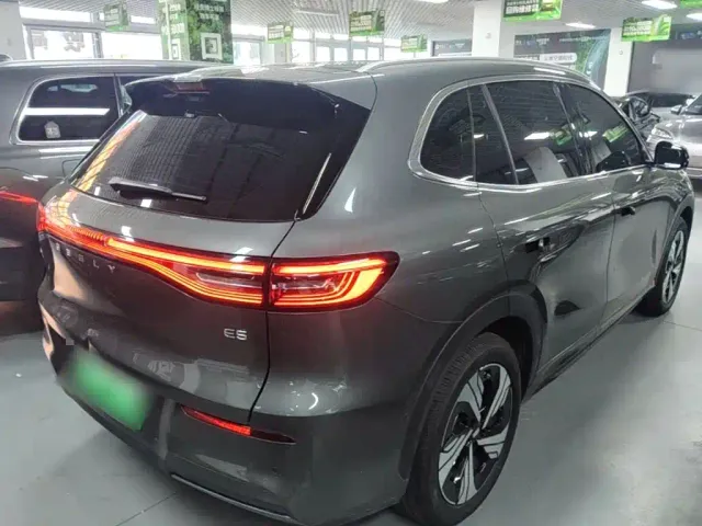 Geely Galaxy E5 — Фото автомобиля 6