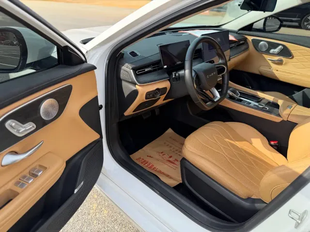 Chery Arrizo 8 PRO — Фото автомобиля 10