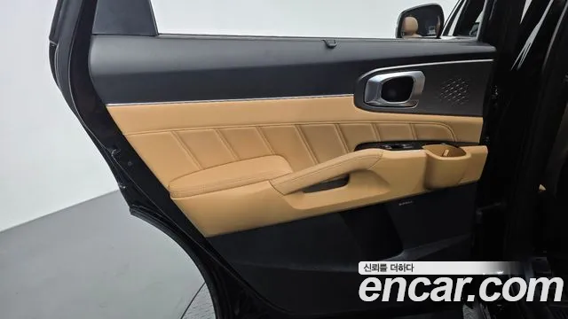 Kia Sorento Sorento 4-е поколение Бензин 2.5T 2WD — Фото автомобиля 25