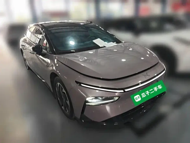 Xpeng P7+ — Фото автомобиля 5