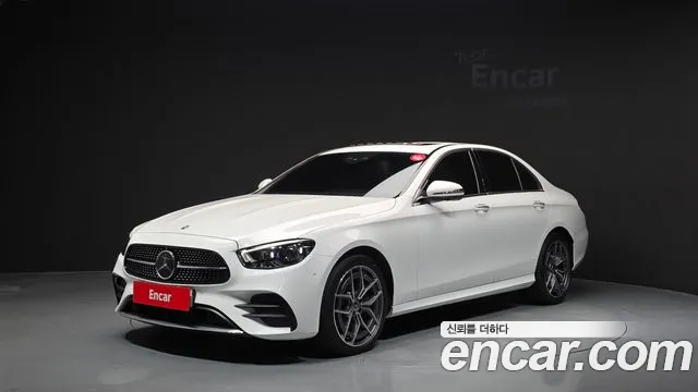 Фотография автомобиля — Mercedes-Benz E-Class W213