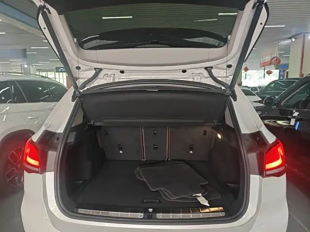 BMW X1 — Фото автомобиля 18